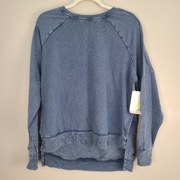 Zella Sweaters - Z by Zella Warn In Blue Chambray-like Fleece Pullover Workout Athletic Sweater L